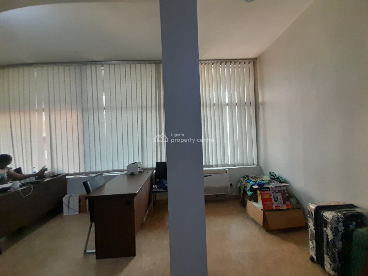 Spacious 110sqm Open-plan Office, Central Business District, Abuja, Office Space for Rent