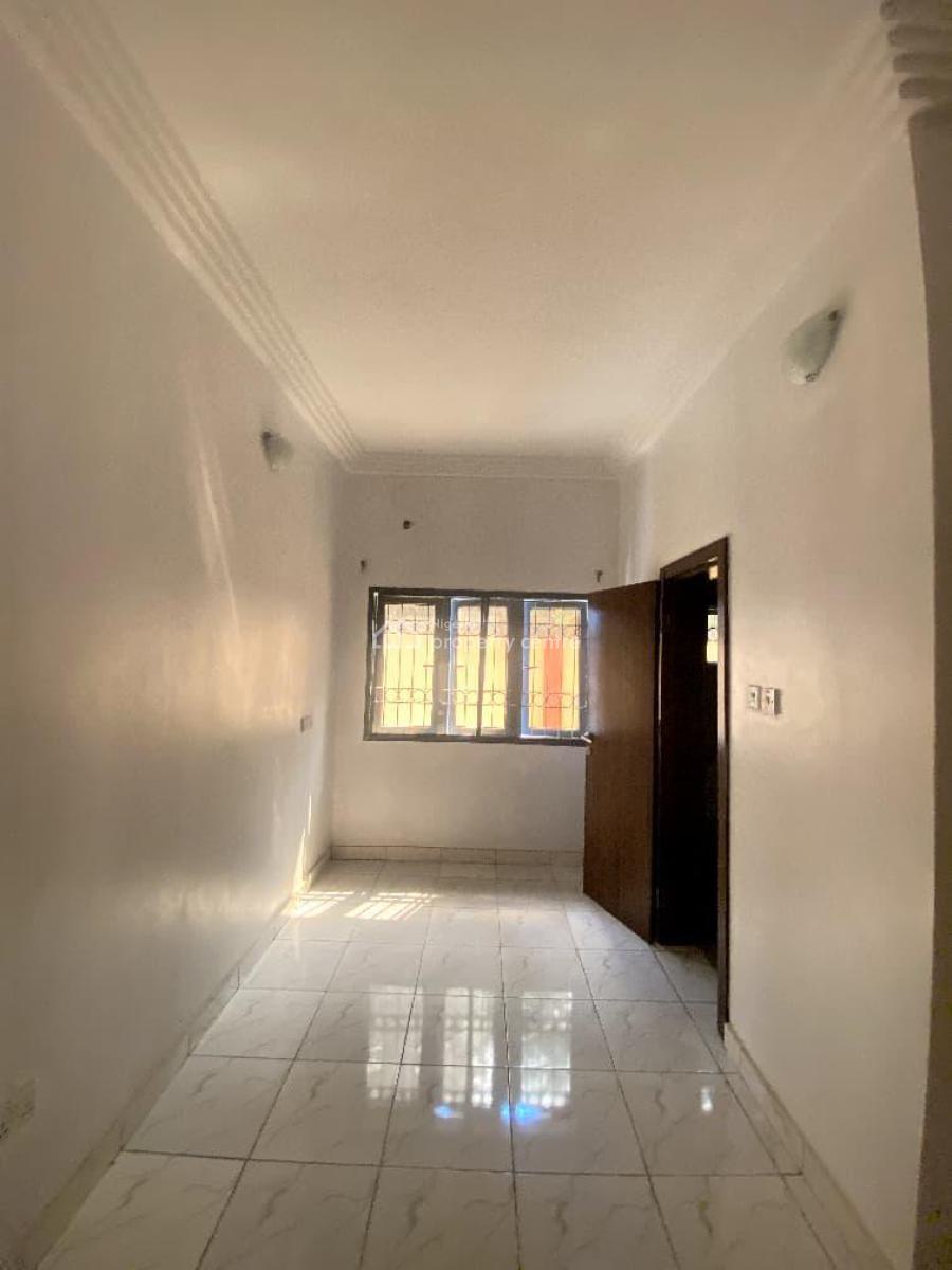 3 Bedroom Apartment, Lekki Phase 1, Lekki, Lagos, Flat / Apartment for Rent