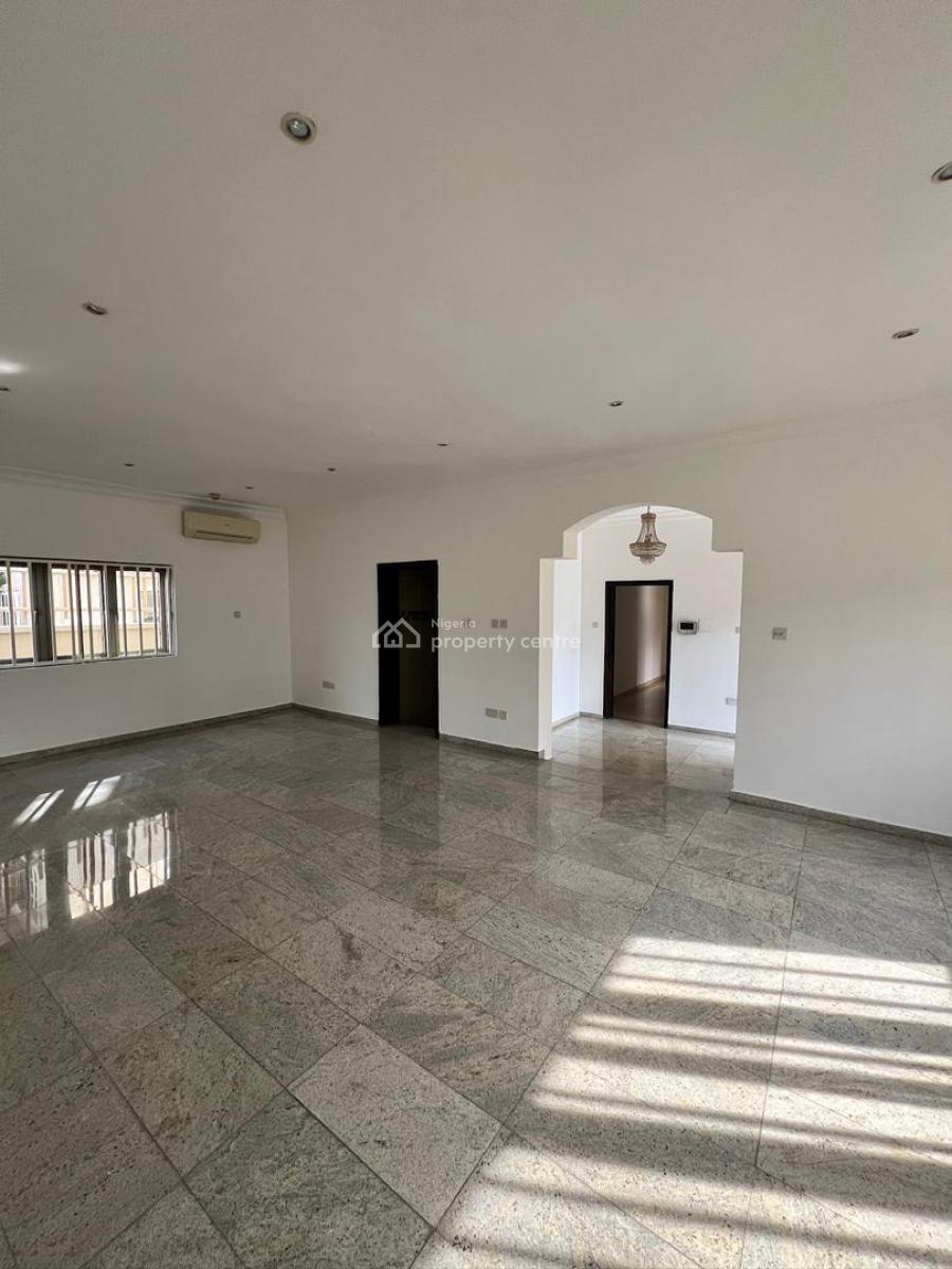 3 Bedroom Flat, Lekki Phase 1, Lekki, Lagos, Flat / Apartment for Rent