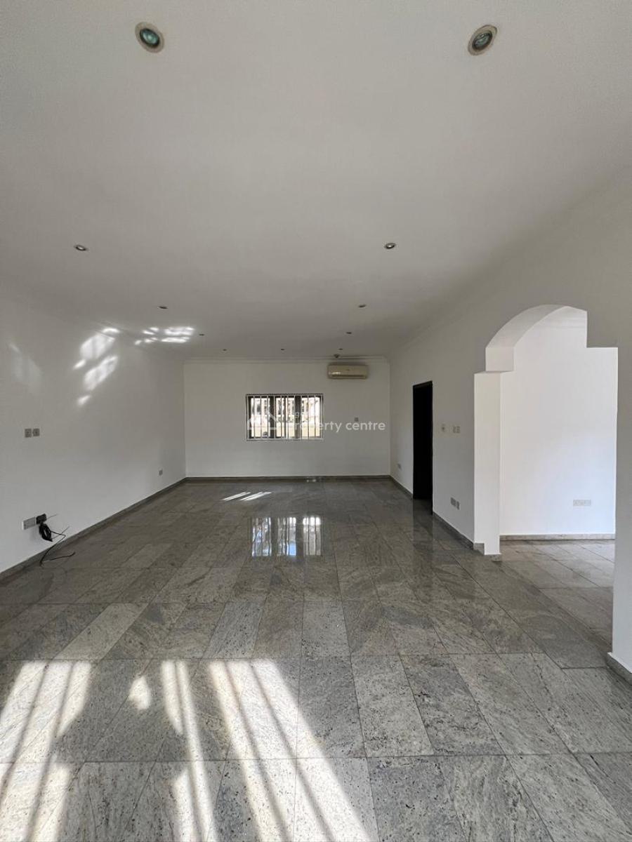 3 Bedroom Flat, Lekki Phase 1, Lekki, Lagos, Flat / Apartment for Rent