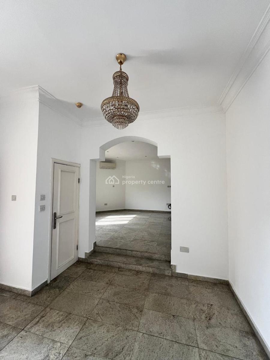 3 Bedroom Flat, Lekki Phase 1, Lekki, Lagos, Flat / Apartment for Rent