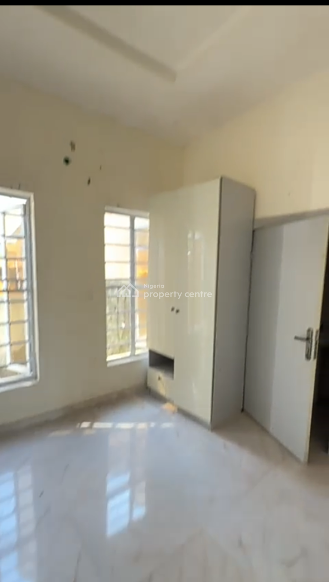 Spacious 1 Bedroom Flat Downstairs with Guest Toilet, Ikota Villa Estate, Ikota, Lekki, Lagos, Mini Flat (room and Parlour) for Rent