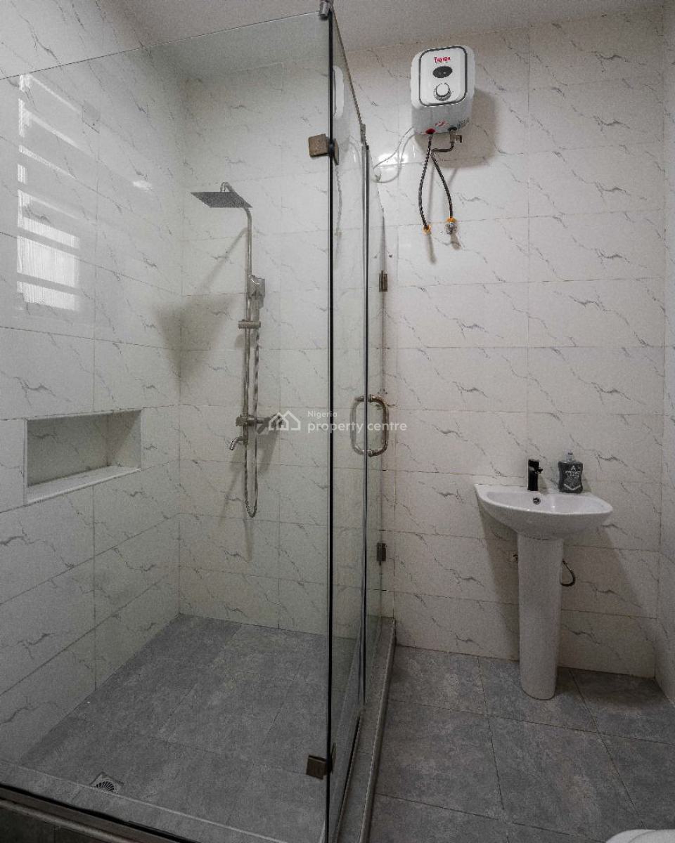 Exquisitely Furnished and Fully Serviced 2-bedroom Apartment, Ologolo, Lekki Phase 1, Lekki, Lagos, House for Sale