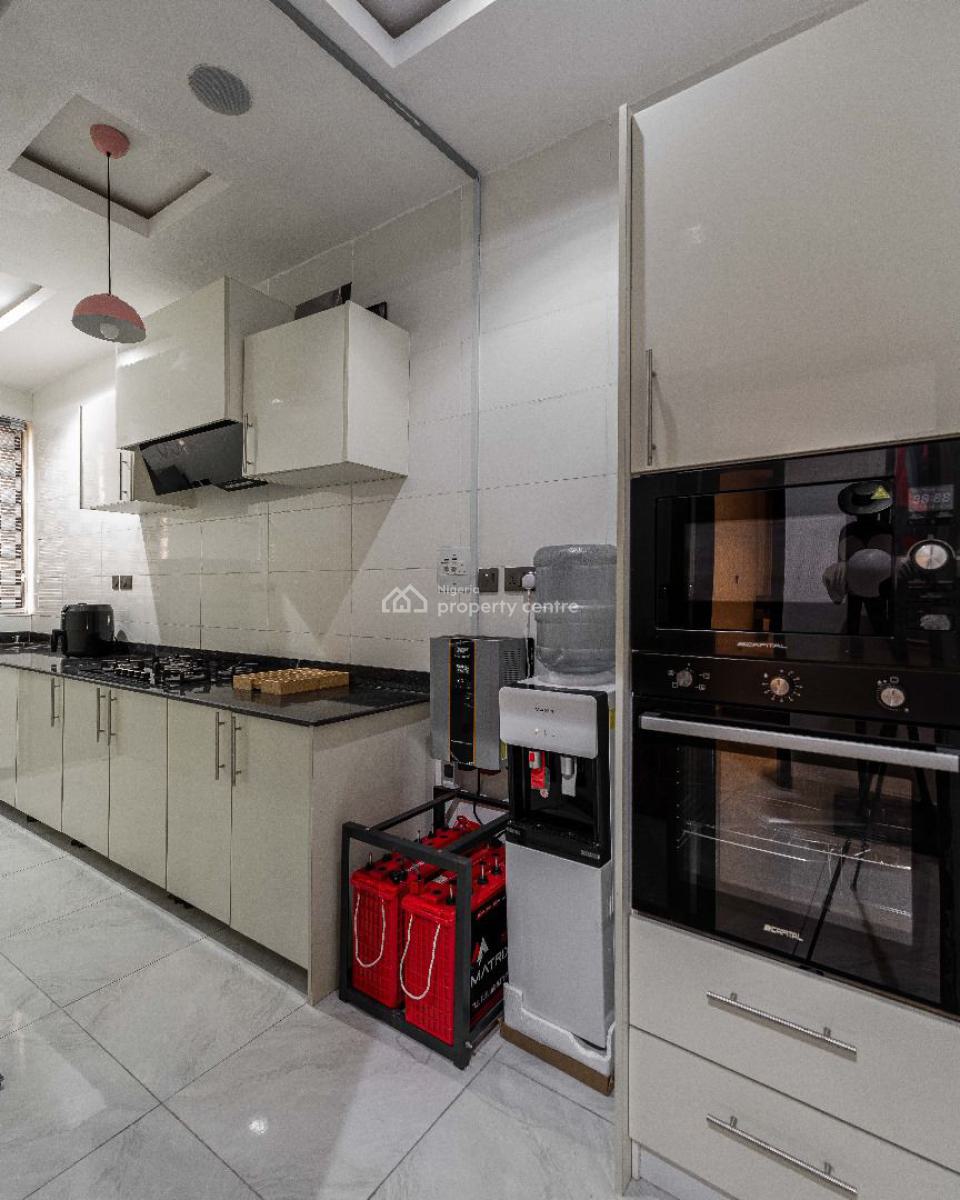 Exquisitely Furnished and Fully Serviced 2-bedroom Apartment, Ologolo, Lekki Phase 1, Lekki, Lagos, House for Sale