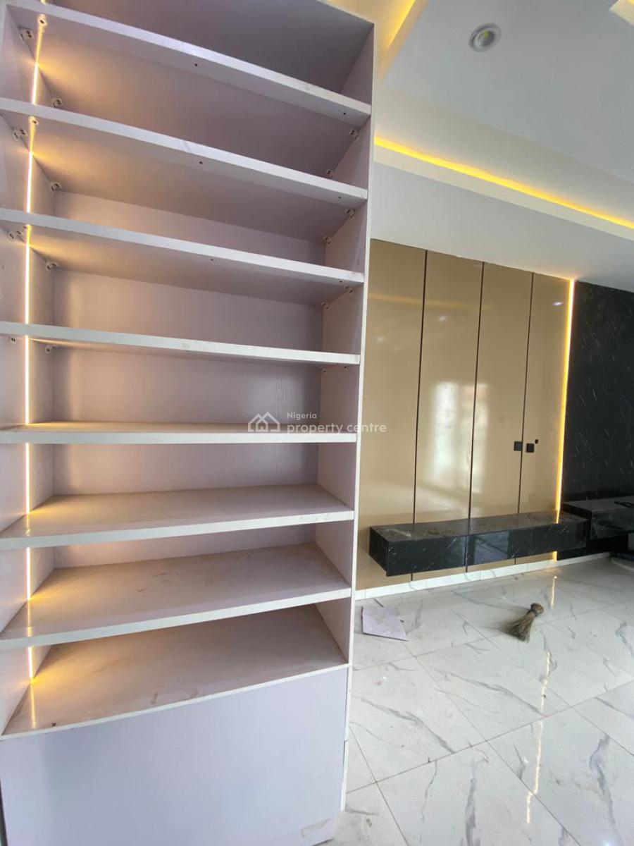 Luxury 5 Bedroom  Duplex with 2 Bq Rooms, New Oko-oba, Agege, Lagos, Flat / Apartment for Sale