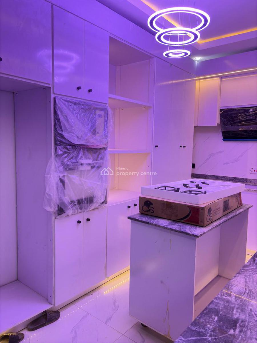 Luxury 5 Bedroom  Duplex with 2 Bq Rooms, New Oko-oba, Agege, Lagos, Flat / Apartment for Sale