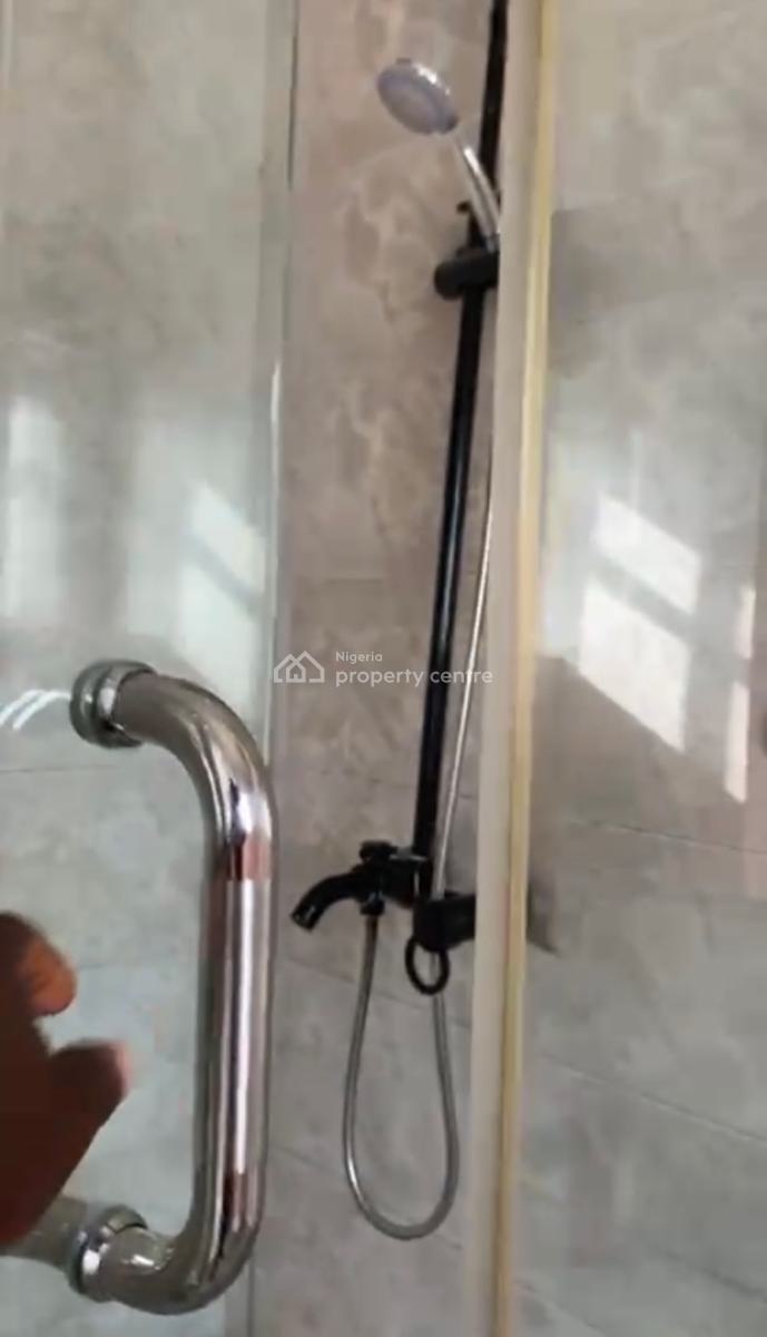 Sharp 3 Bedroom Available, Akins Estate, Ajah, Lagos, Flat / Apartment for Rent