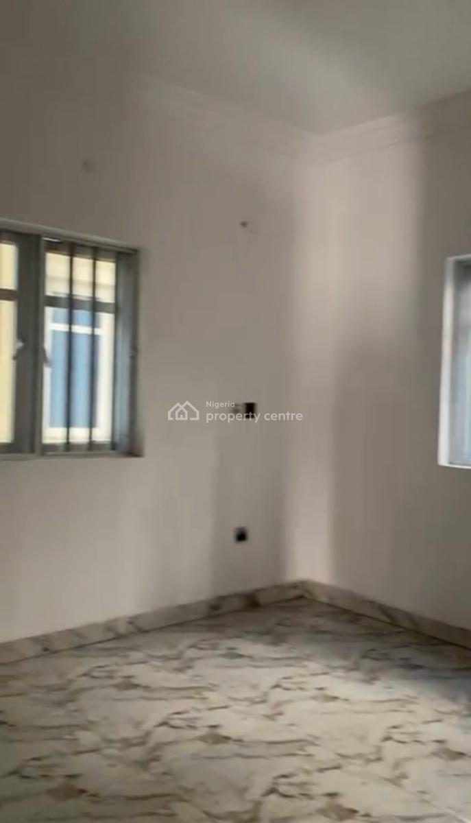 Sharp 3 Bedroom Available, Akins Estate, Ajah, Lagos, Flat / Apartment for Rent