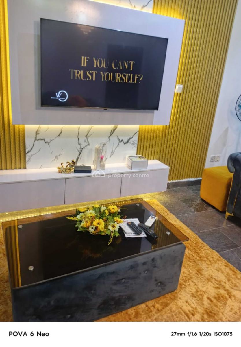 Sea-view 3 Bedrooms Premium Apartment, Hon. E Adedeji Close, Lekki Phase 1, Lekki, Lagos, Flat / Apartment Short Let