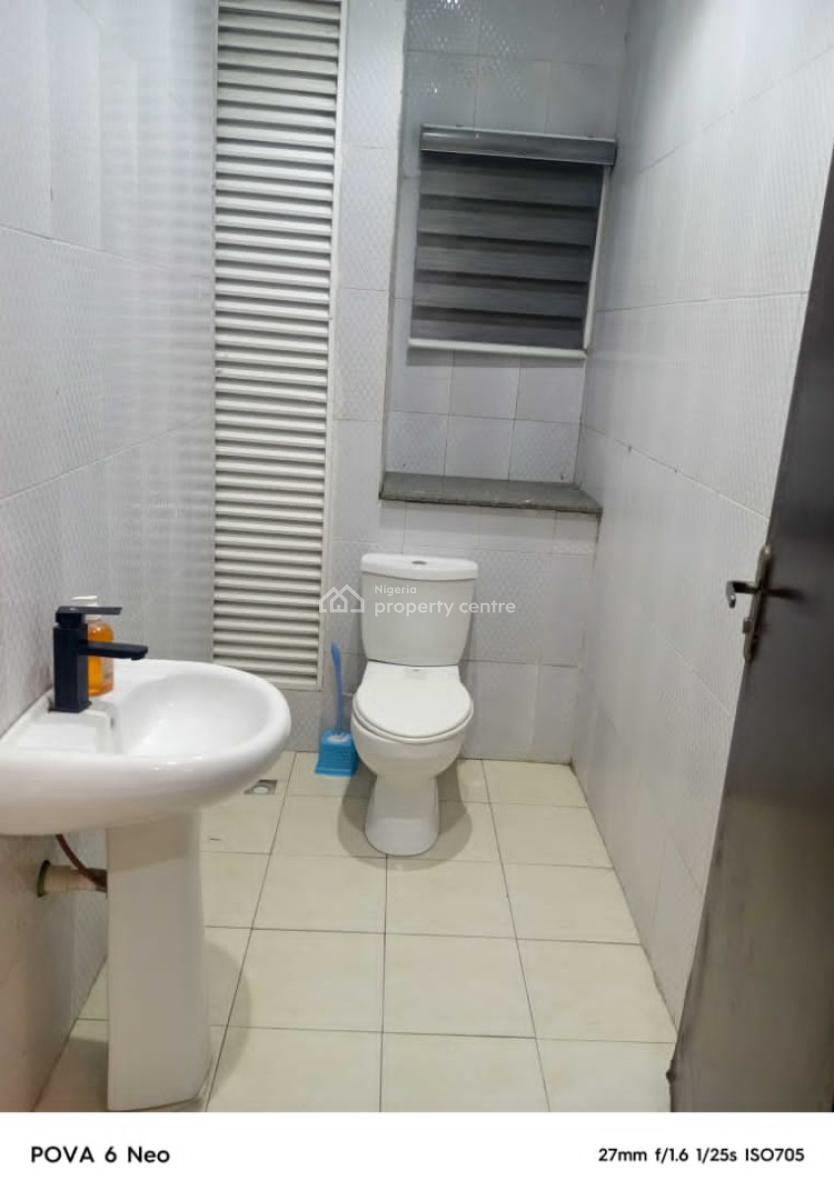 Sea-view 3 Bedrooms Premium Apartment, Hon. E Adedeji Close, Lekki Phase 1, Lekki, Lagos, Flat / Apartment Short Let