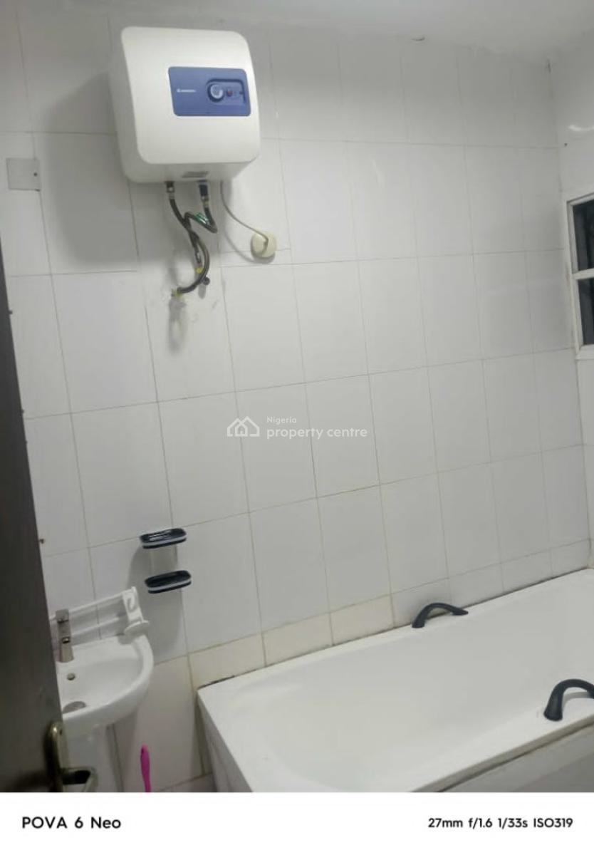 Sea-view 3 Bedrooms Premium Apartment, Hon. E Adedeji Close, Lekki Phase 1, Lekki, Lagos, Flat / Apartment Short Let