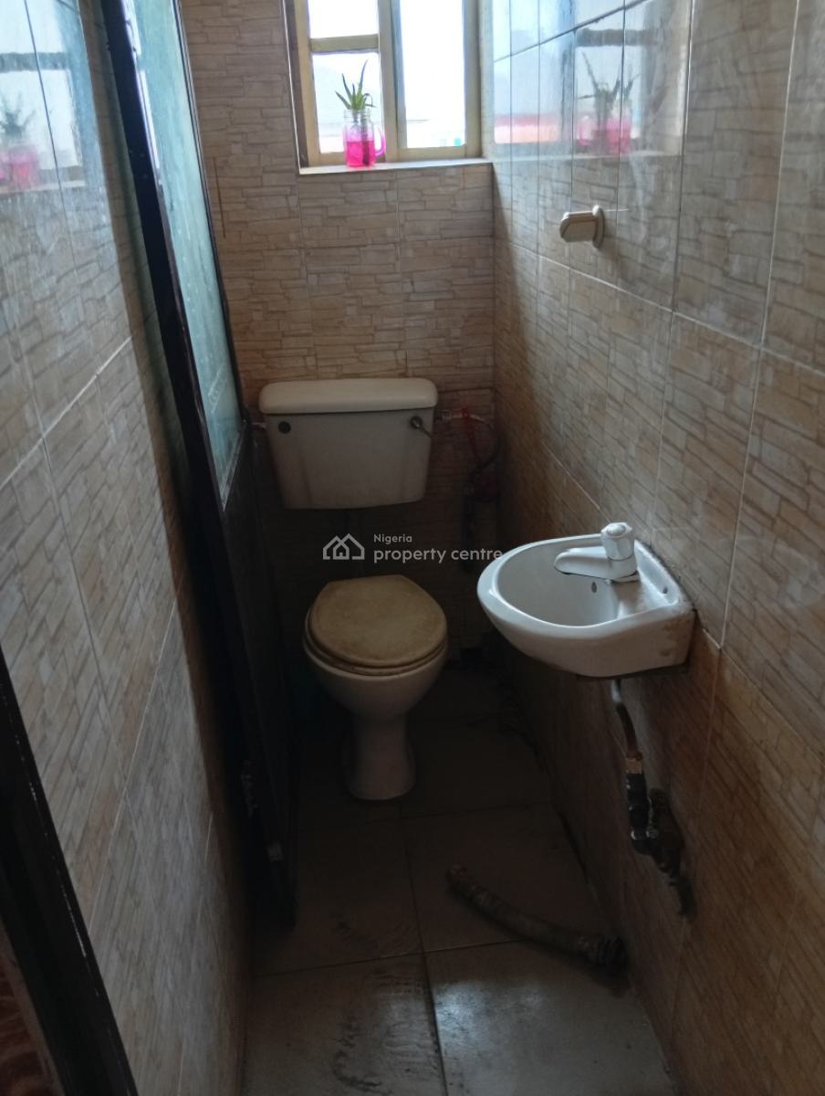 Spacious Mini Flat, Off Lawanson Surulere, Lawanson, Surulere, Lagos, Mini Flat (room and Parlour) for Rent