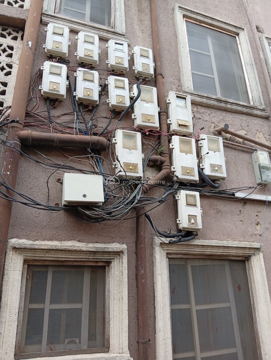 Spacious Mini Flat, Off Lawanson Surulere, Lawanson, Surulere, Lagos, Mini Flat (room and Parlour) for Rent