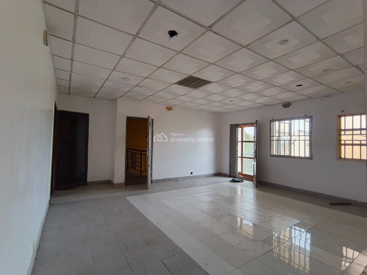 3 Bedroom Flat, After Ologolo, By Igboefon, Lekki, Lagos, Flat / Apartment for Rent