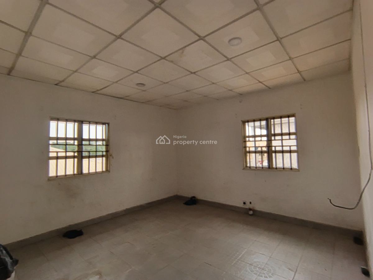 3 Bedroom Flat, After Ologolo, By Igboefon, Lekki, Lagos, Flat / Apartment for Rent