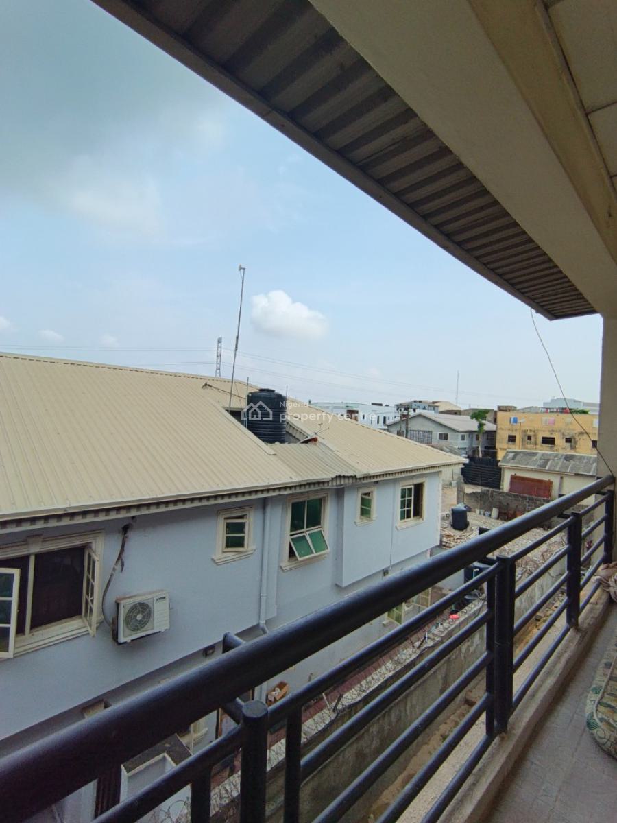 3 Bedroom Flat, After Ologolo, By Igboefon, Lekki, Lagos, Flat / Apartment for Rent