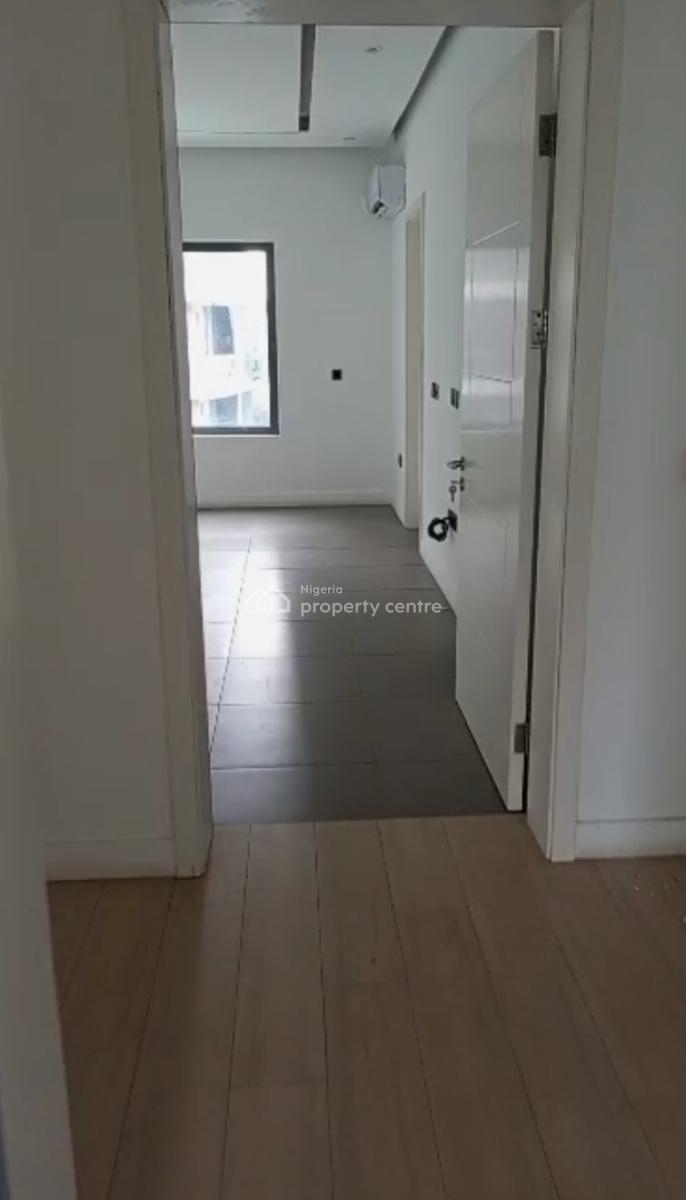 Contemporary 3 Bedrooms Apartment with Boyz Quarter+pool, Old Ikoyi, Ikoyi, Lagos, Flat / Apartment for Sale