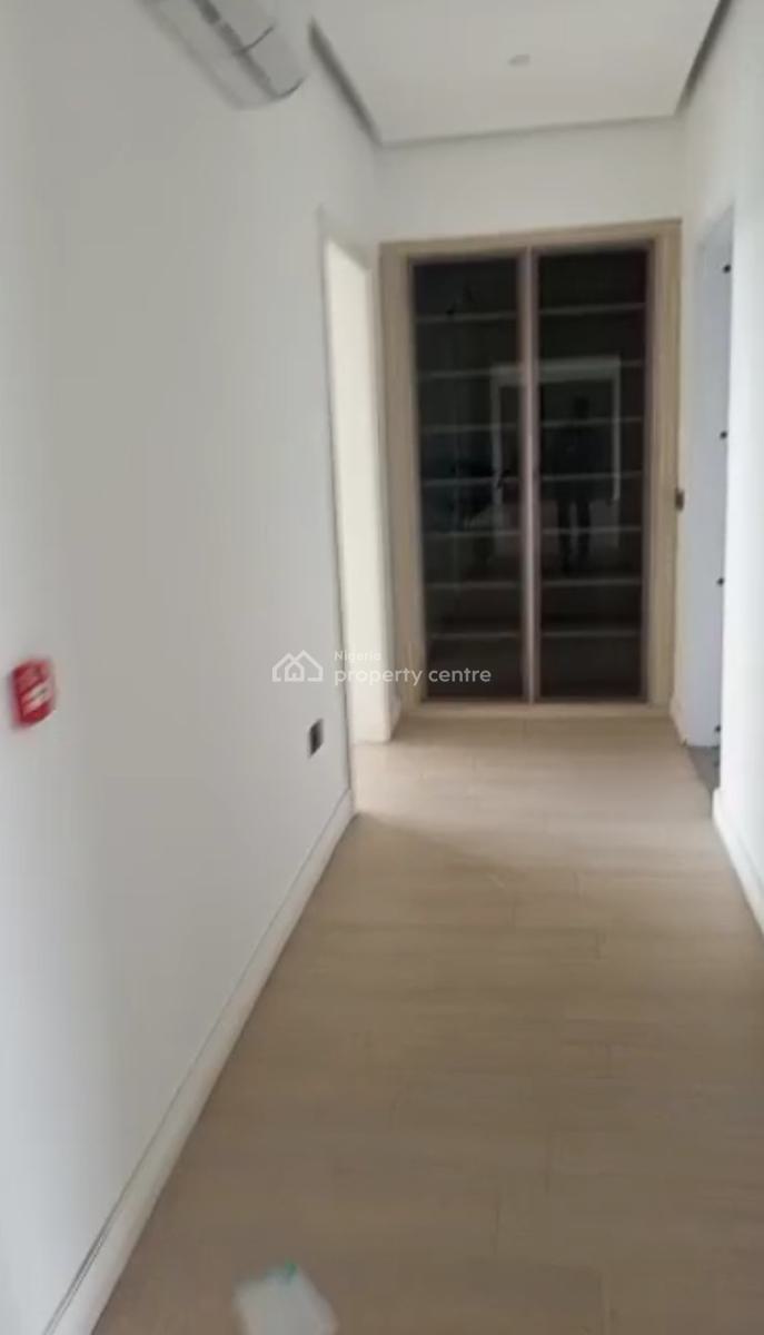 Contemporary 3 Bedrooms Apartment with Boyz Quarter+pool, Old Ikoyi, Ikoyi, Lagos, Flat / Apartment for Sale