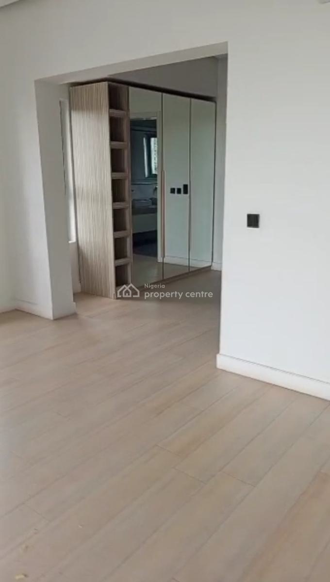 Contemporary 3 Bedrooms Apartment with Boyz Quarter+pool, Old Ikoyi, Ikoyi, Lagos, Flat / Apartment for Sale