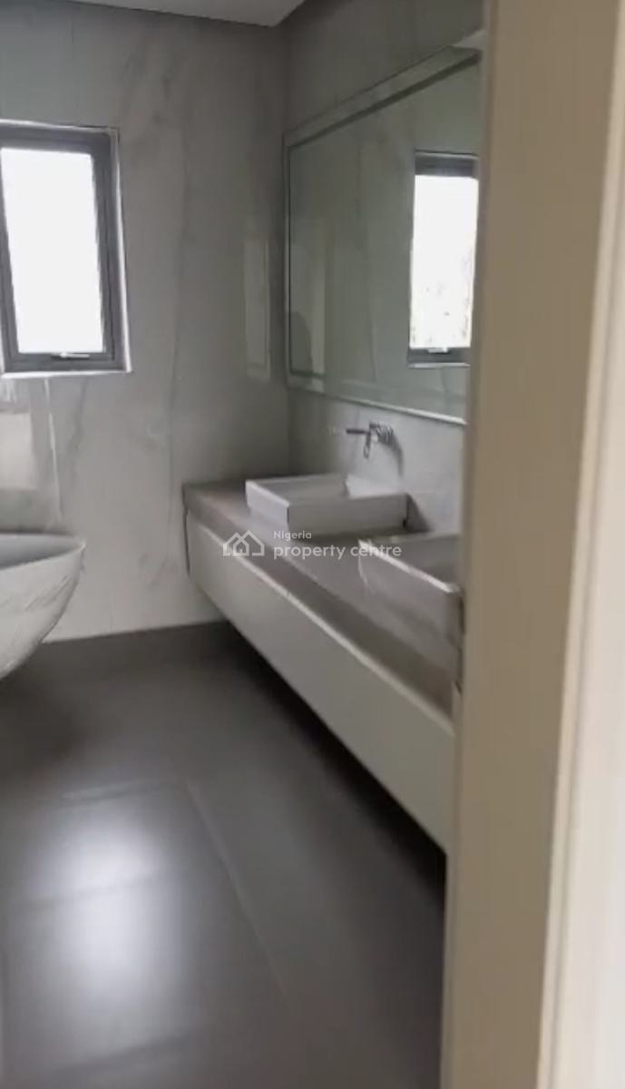 Contemporary 3 Bedrooms Apartment with Boyz Quarter+pool, Old Ikoyi, Ikoyi, Lagos, Flat / Apartment for Sale