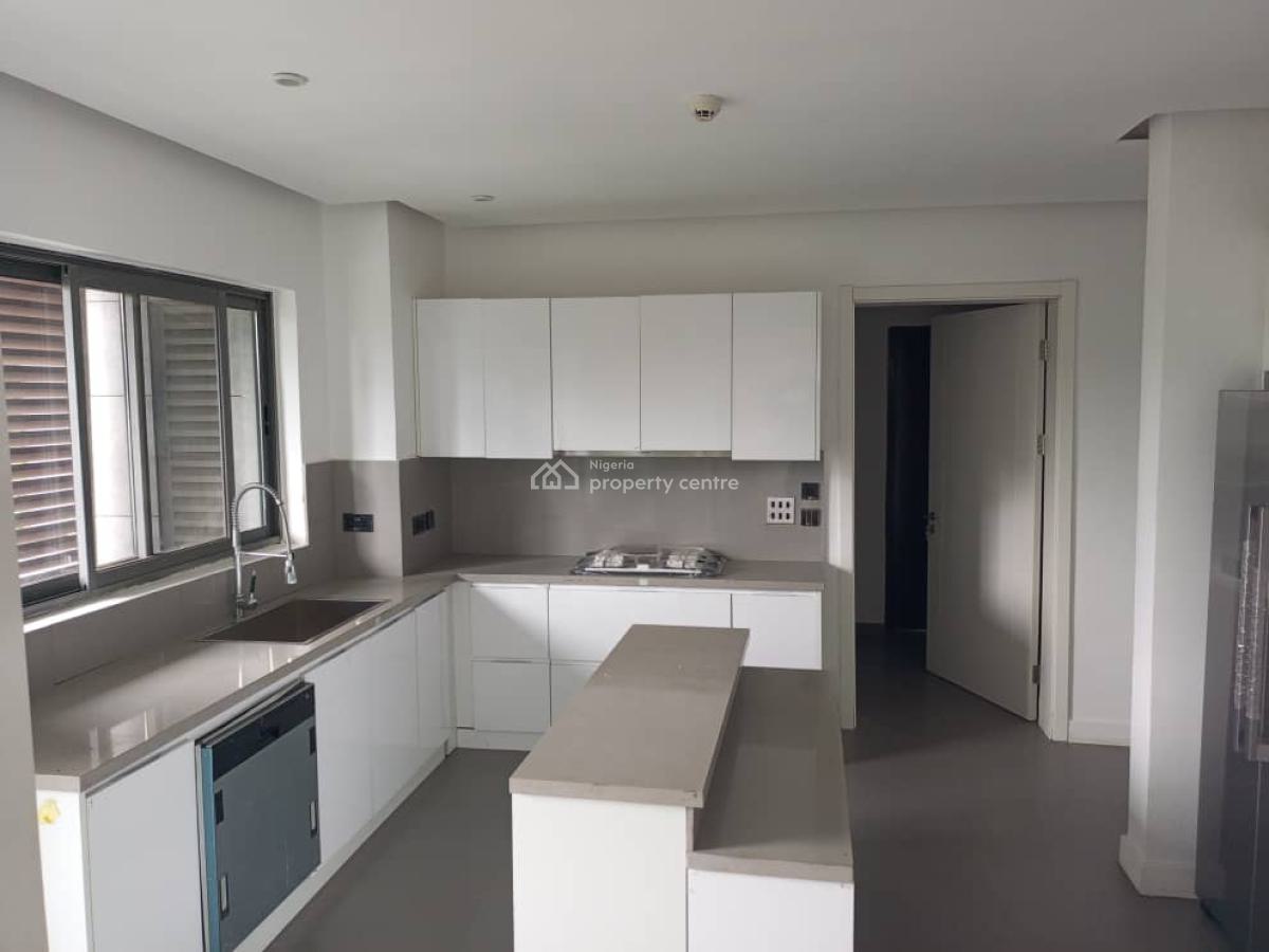 Contemporary 3 Bedrooms Apartment with Boyz Quarter+pool, Old Ikoyi, Ikoyi, Lagos, Flat / Apartment for Sale