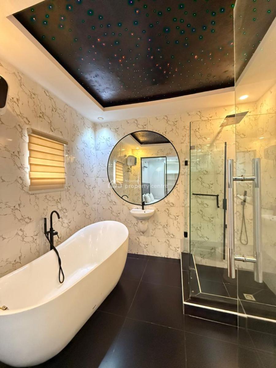 Beautifully Furnished 1 Bedroom Apartment with Bathtub, Osapa London, Lekki, Lagos, Flat / Apartment Short Let