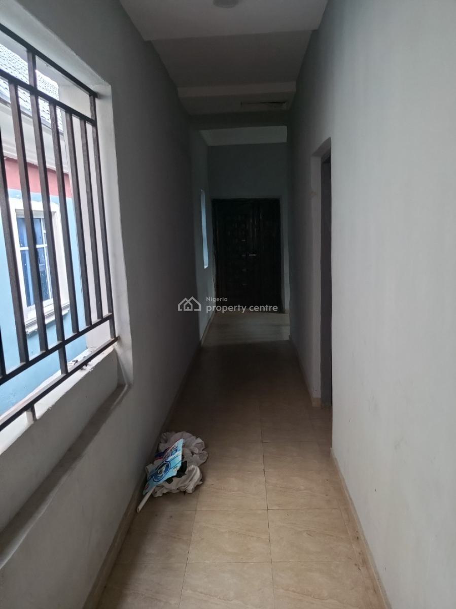 2 Bedroom Luxury Apartment Upstairs, Phase 2, Oribanwa, Ibeju Lekki, Lagos, Flat / Apartment for Rent