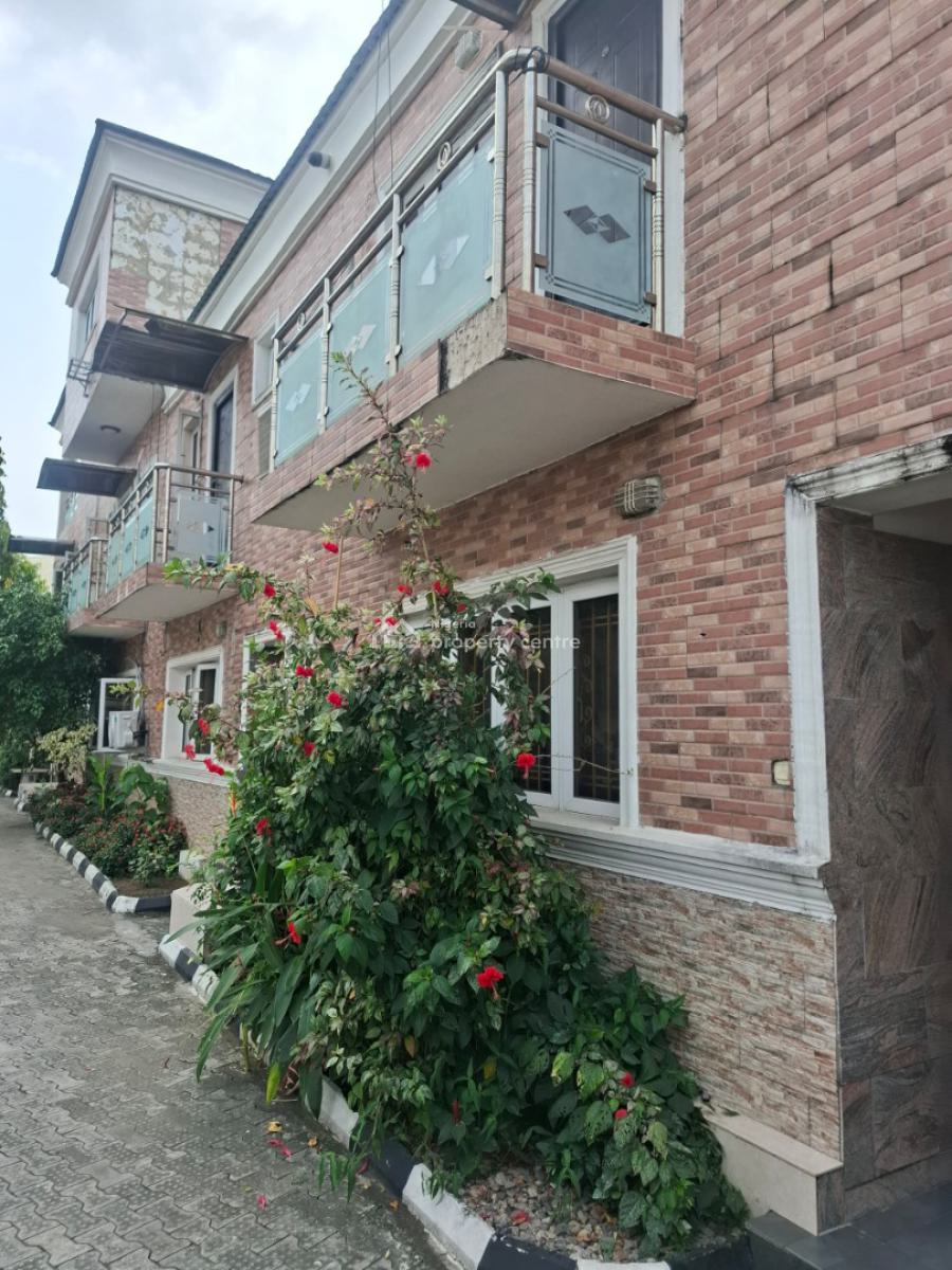 Standard 3 Bedroom Terrace Duplex, with Pool, Lekki Phase 1, Lekki, Lagos, Terraced Duplex for Rent