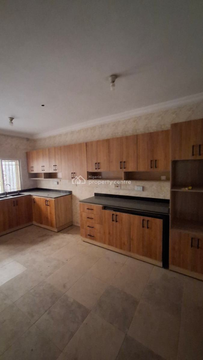 Standard 3 Bedroom Terrace Duplex, with Pool, Lekki Phase 1, Lekki, Lagos, Terraced Duplex for Rent