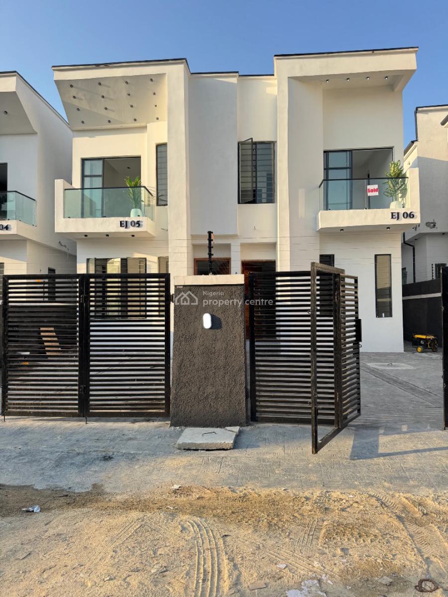 Cozy 4  Bedroom Semi-detached  Duplex with a Bq, Ikota, Lekki, Lagos, Semi-detached Duplex for Sale