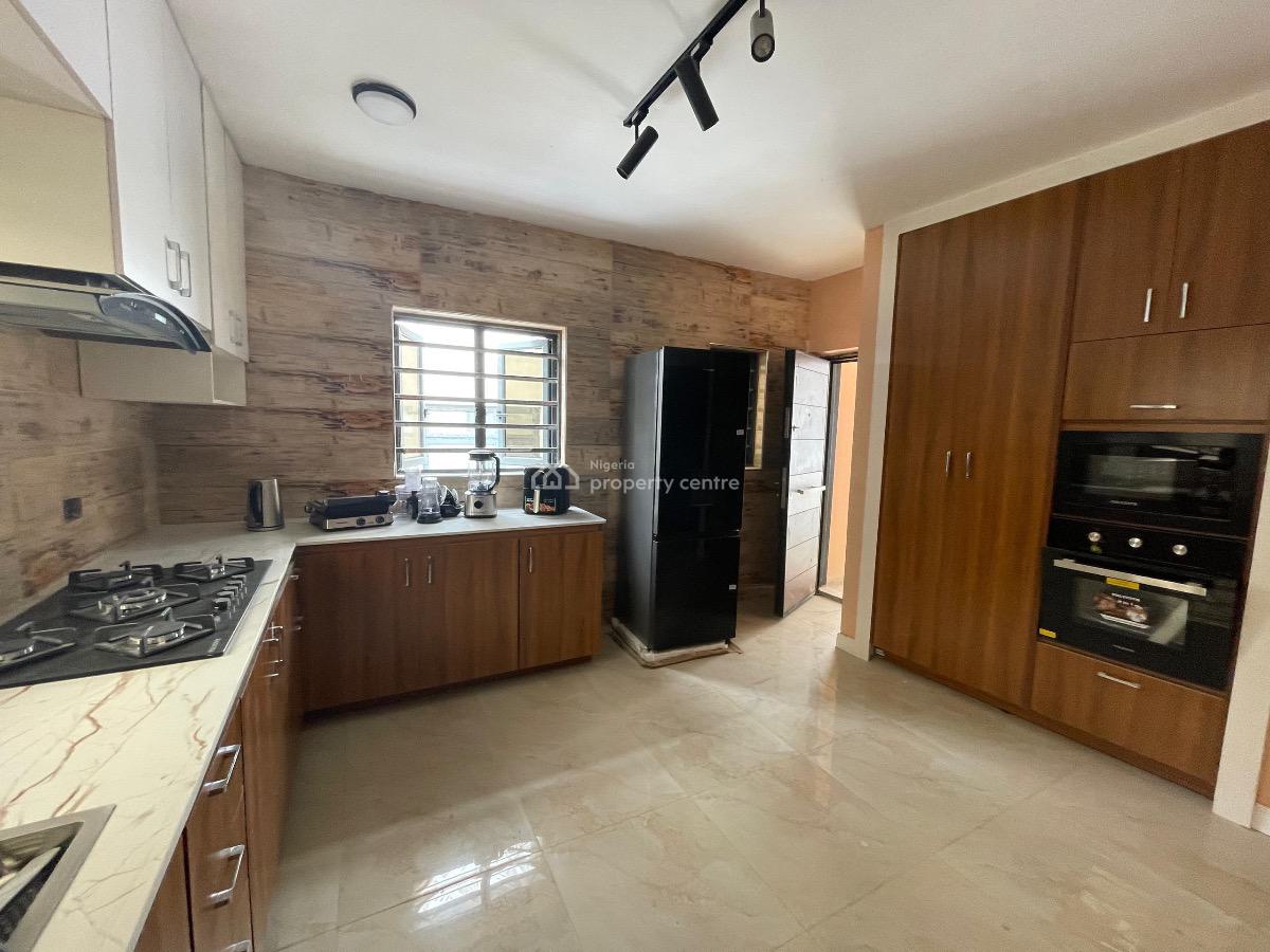 Exquisitely Built 4 Bedroom Semi Detached Duplex with Bq, Anthony, Maryland, Lagos, Semi-detached Duplex for Sale