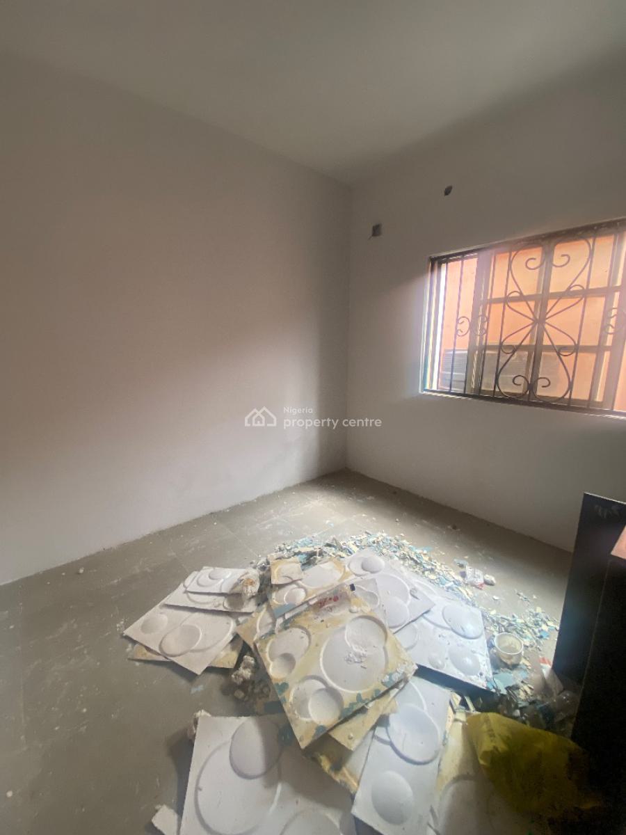 Luxury 3 Bedroom Flat, Olowora, Omole Phase 2, Ikeja, Lagos, Flat / Apartment for Rent