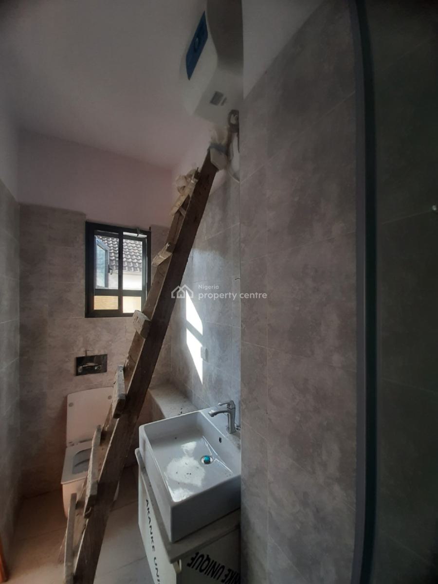 2 Bedroom Flat, Before Chevron Drive 2nd Toll Gate Axis, Ologolo, Lekki, Lagos, Flat / Apartment for Rent