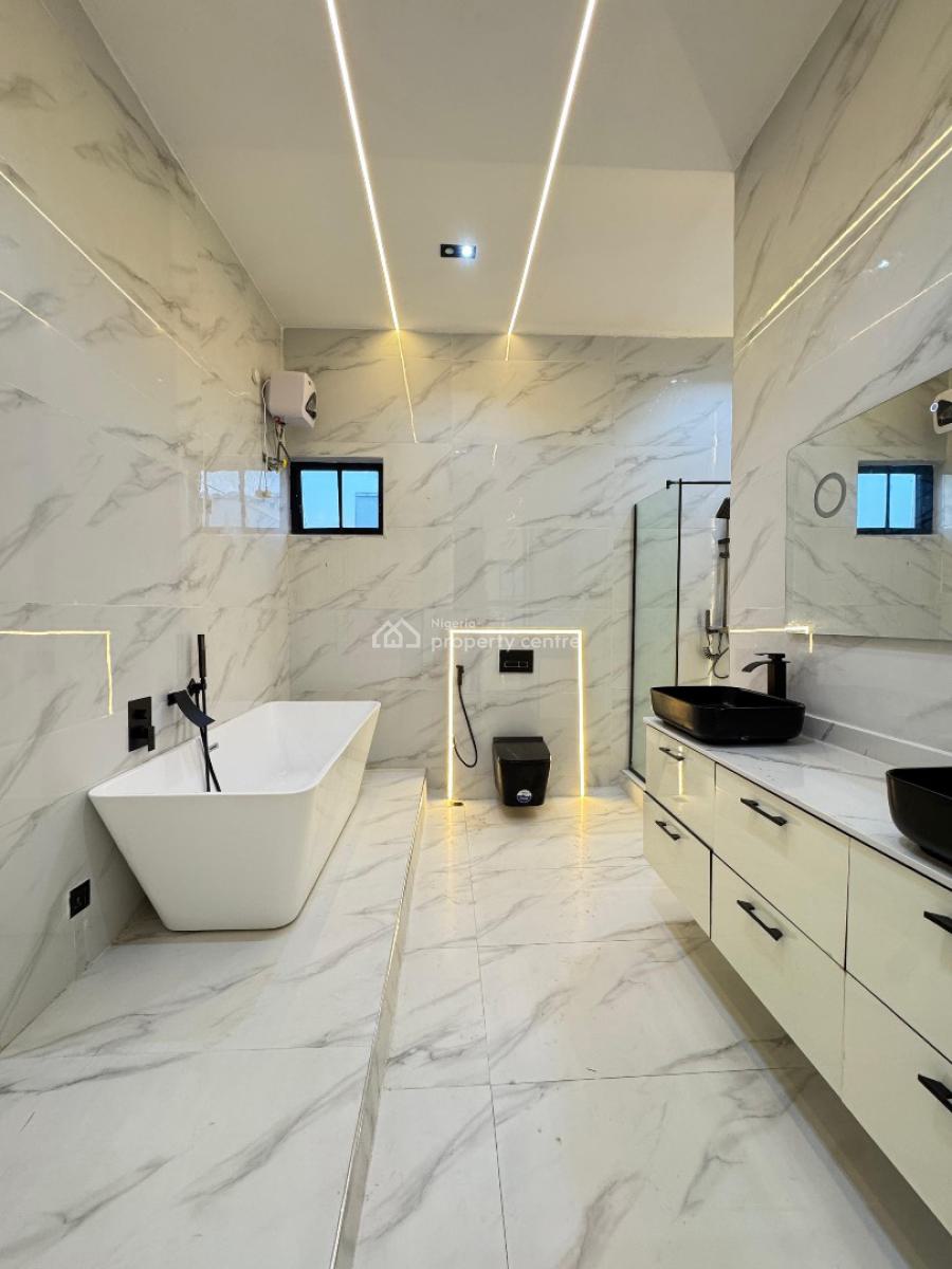 Magnificent 5 Bedrooms with a Private Cinema & Pool & Gym, Ikota, Lekki, Lagos, Detached Duplex for Sale