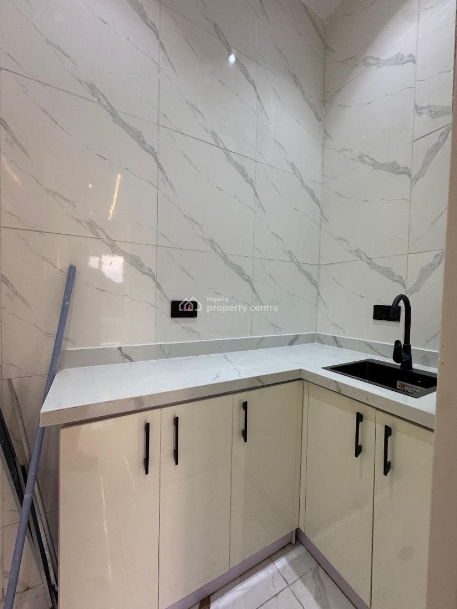 Magnificent 5 Bedrooms with a Private Cinema & Pool & Gym, Ikota, Lekki, Lagos, Detached Duplex for Sale