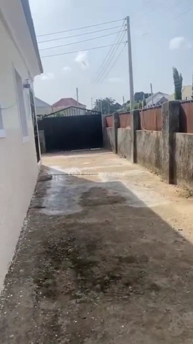 Standard Spacious 3 Bedroom Fully Detached Bungalow, F.h.a Lugbe, Fha (f.h.a), Lugbe District, Abuja, Detached Bungalow for Sale