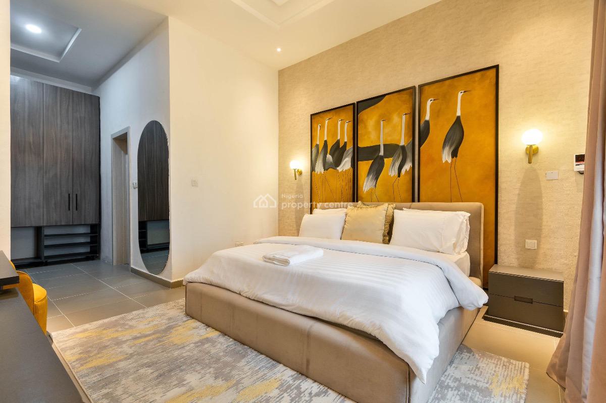 2 Bedroom with Top Notch Amenities, Available From Today, Lekki Phase 1, Lekki, Lagos, Flat / Apartment Short Let