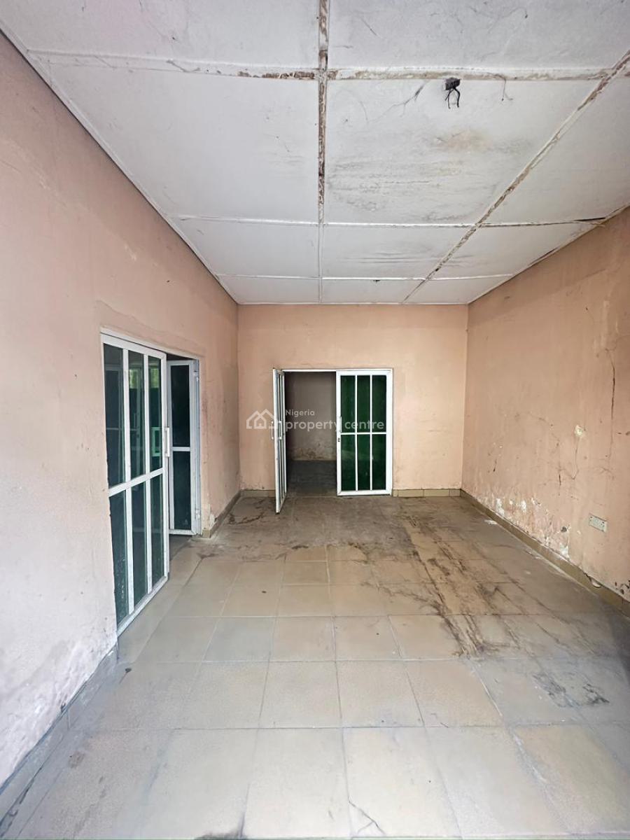 Commercial Building, Victoria Island (vi), Lagos, Commercial Property for Rent
