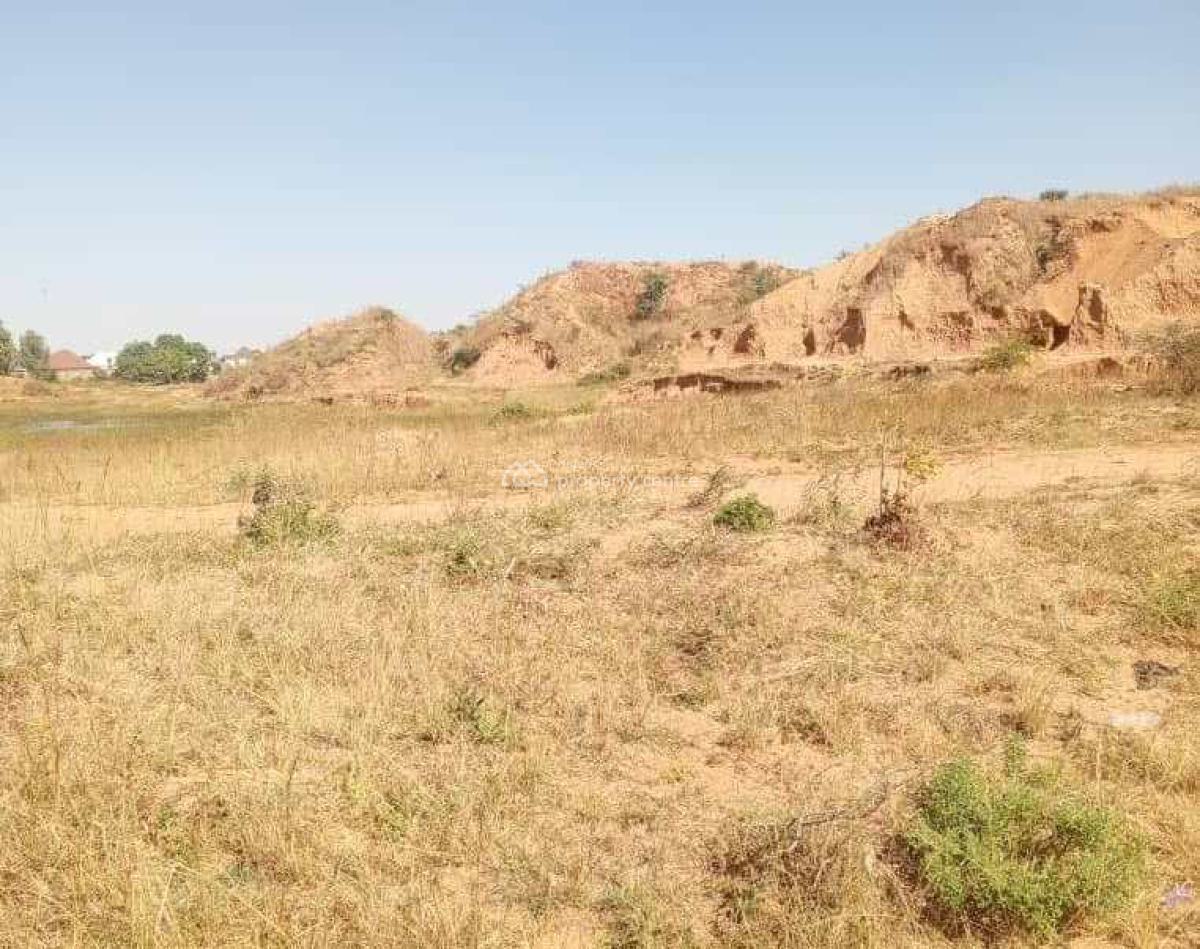 Luxurious 94 Plots of Land with Change of Ownership, Guratopp, Rayfield, Jos South, Plateau, Mixed-use Land for Sale