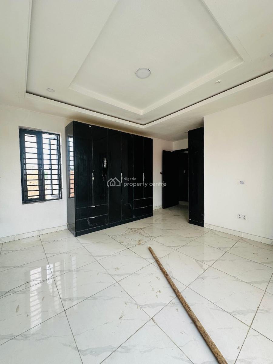 Newly Built 2 Bedroom Apartment, Maryland, Lagos, Flat / Apartment for Sale