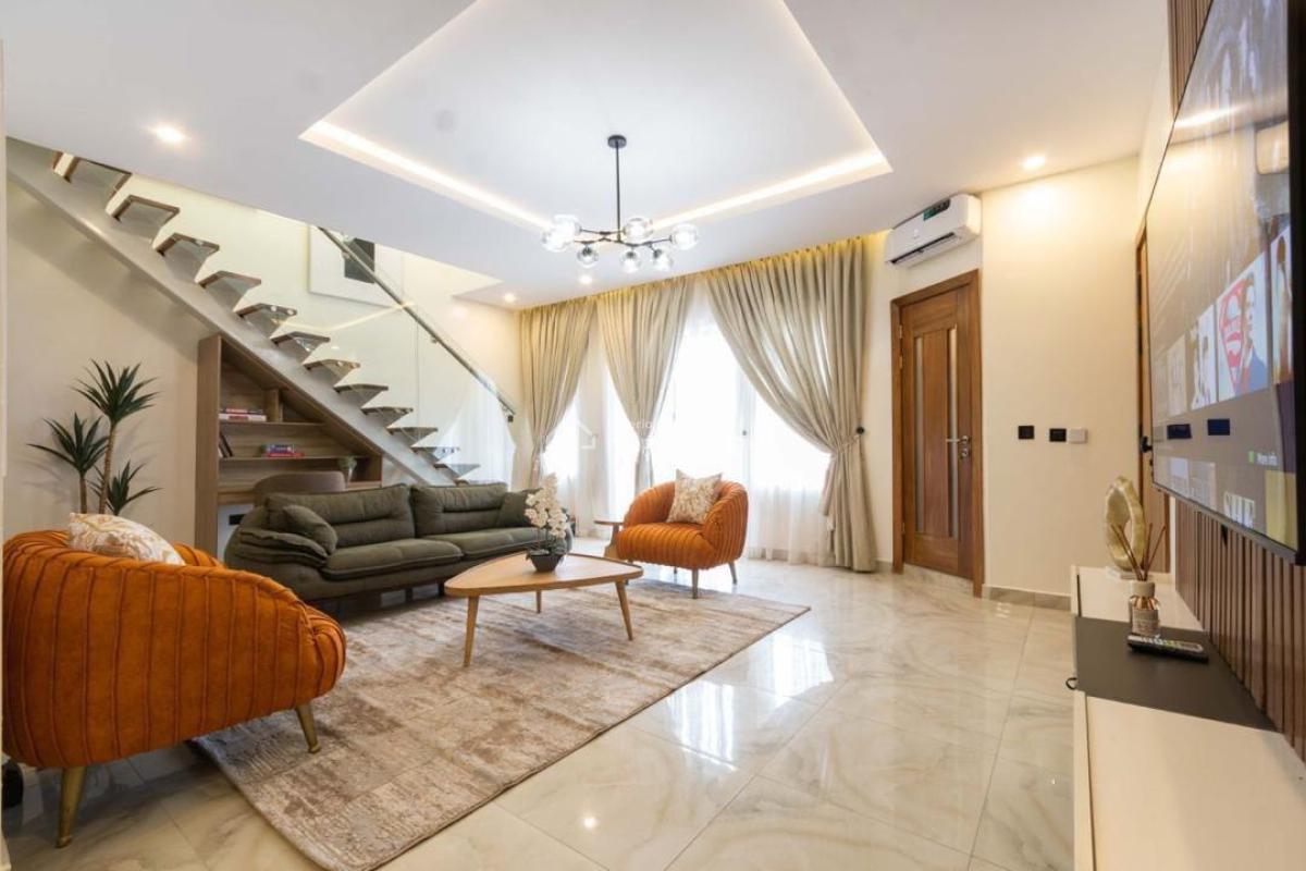 3 Bedroom Maisonette with Ps5, Bathtub & Swimming Pool, Lekki Phase 1, Lekki, Lagos, Flat / Apartment Short Let