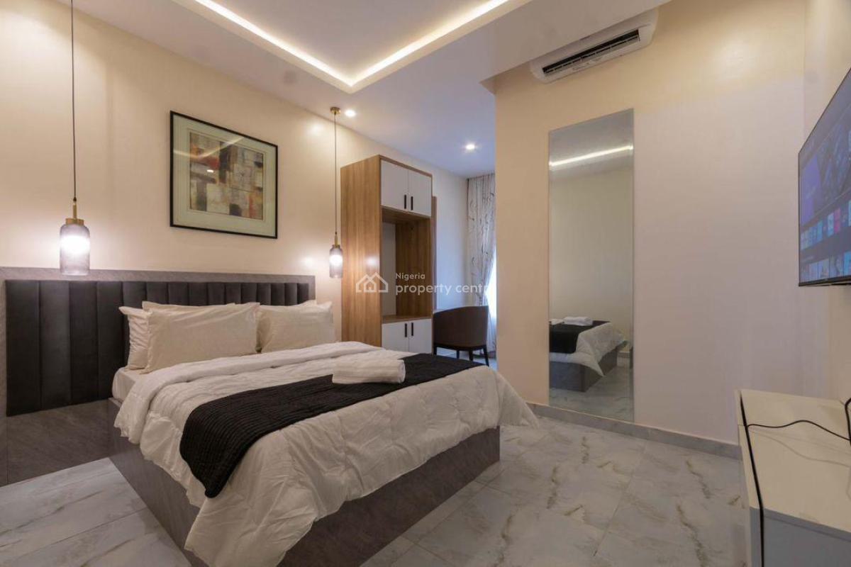 3 Bedroom Maisonette with Ps5, Bathtub & Swimming Pool, Lekki Phase 1, Lekki, Lagos, Flat / Apartment Short Let