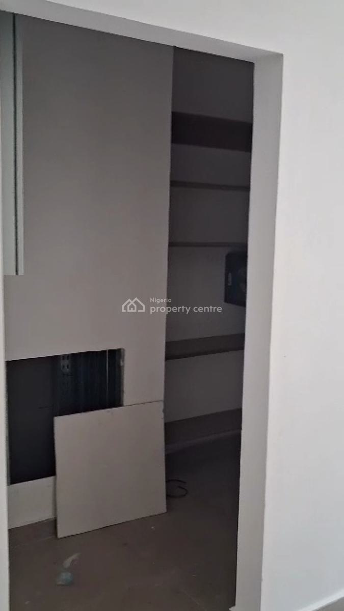 New 4 Bedroom Flat with Pool, Gym, Elevator, Off Banana Island Road, Banana Island, Ikoyi, Lagos, Flat / Apartment for Rent