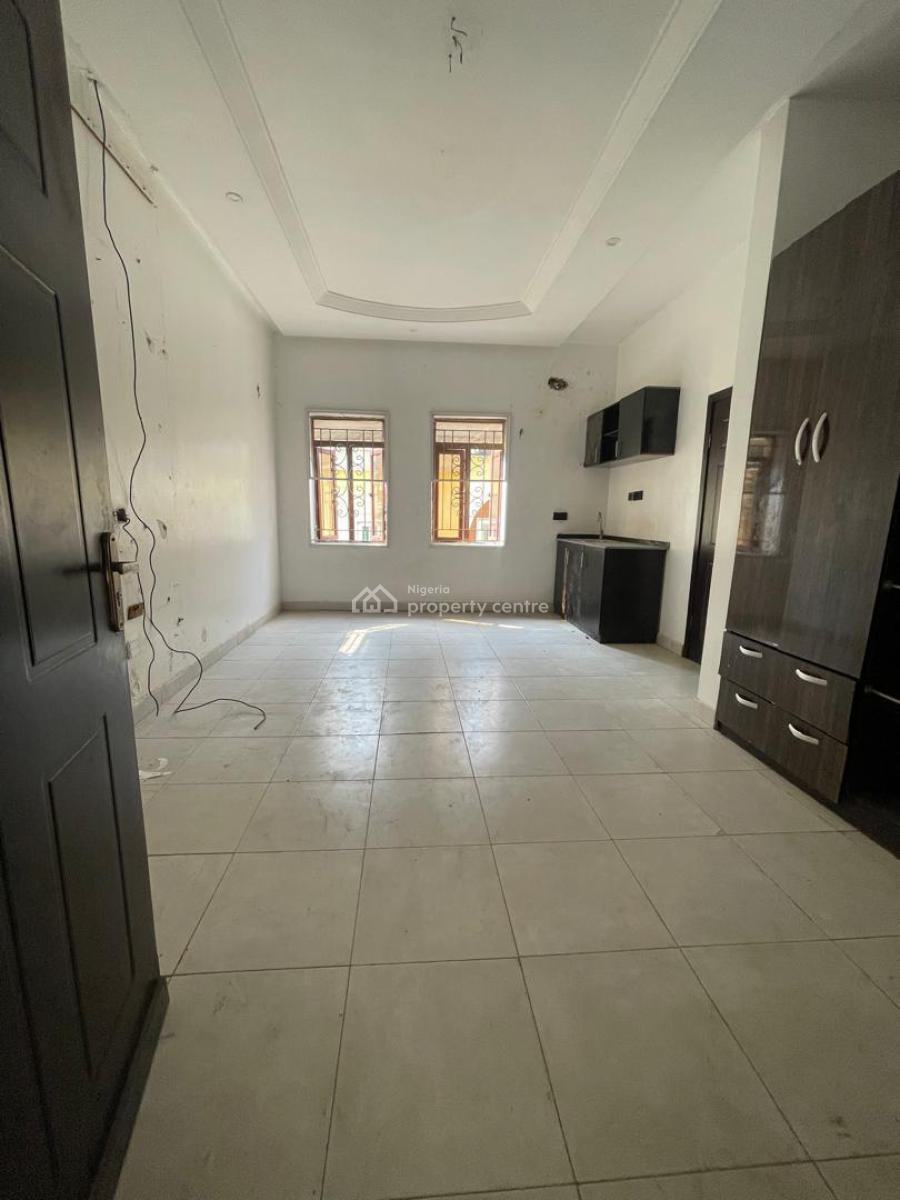 Studio Apartment, Close to Victory Park Estate, Osapa, Lekki, Lagos, Self Contain (single Rooms) for Rent