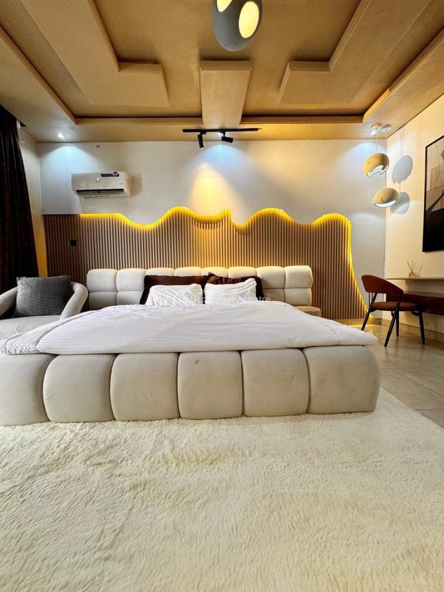 Exclusive  2-bed Apartment in Lekki Phase 1, Lekki Phase 1, Lekki, Lagos, Flat / Apartment Short Let