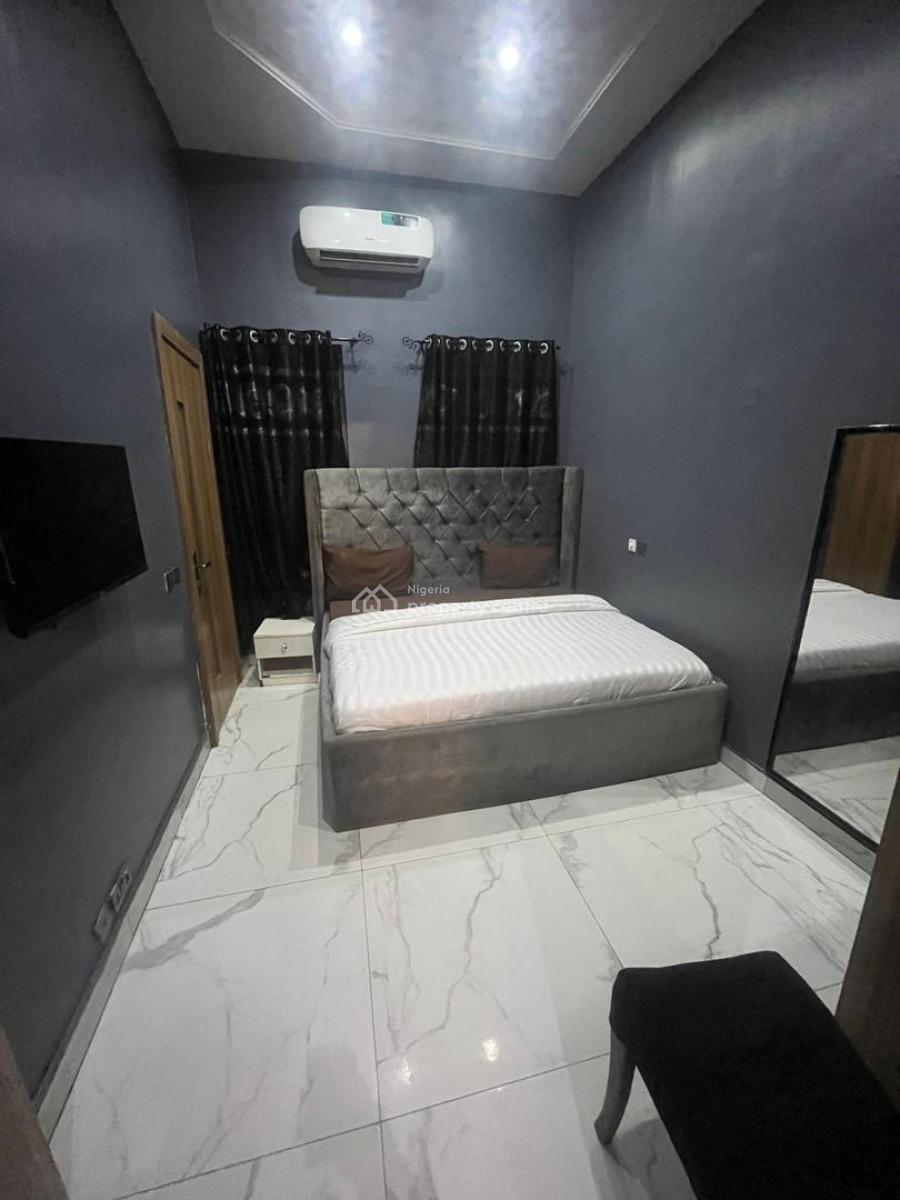Well Furnished King-sized  4bedroom Duplex Self Compound Service Apart, Ikate, Lekki, Lagos, Flat / Apartment Short Let