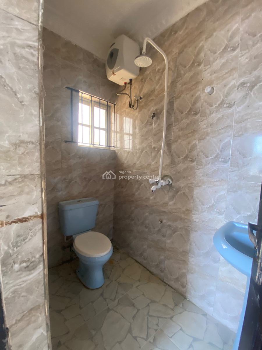 Neat and Serene 2bedrooms Flat (upstairs), Silverland Estate, Off Thera Annex Estate, Sangotedo, Ajah, Lagos, Sangotedo, Ajah, Lagos, Flat / Apartment for Rent