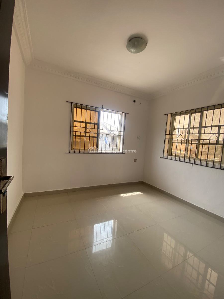 Neat and Serene 2bedrooms Flat (upstairs), Silverland Estate, Off Thera Annex Estate, Sangotedo, Ajah, Lagos, Sangotedo, Ajah, Lagos, Flat / Apartment for Rent