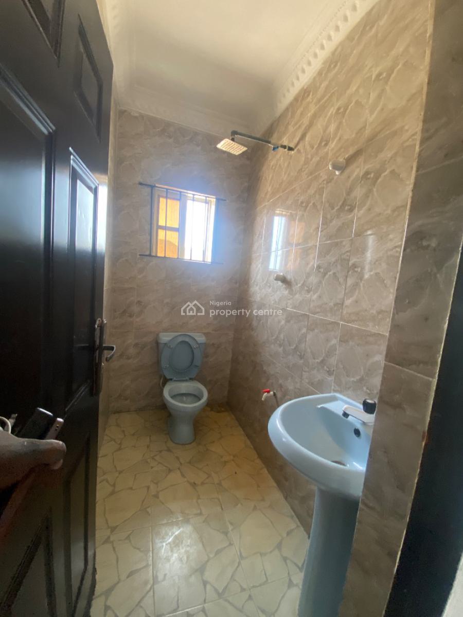 Neat and Serene 2bedrooms Flat (upstairs), Silverland Estate, Off Thera Annex Estate, Sangotedo, Ajah, Lagos, Sangotedo, Ajah, Lagos, Flat / Apartment for Rent