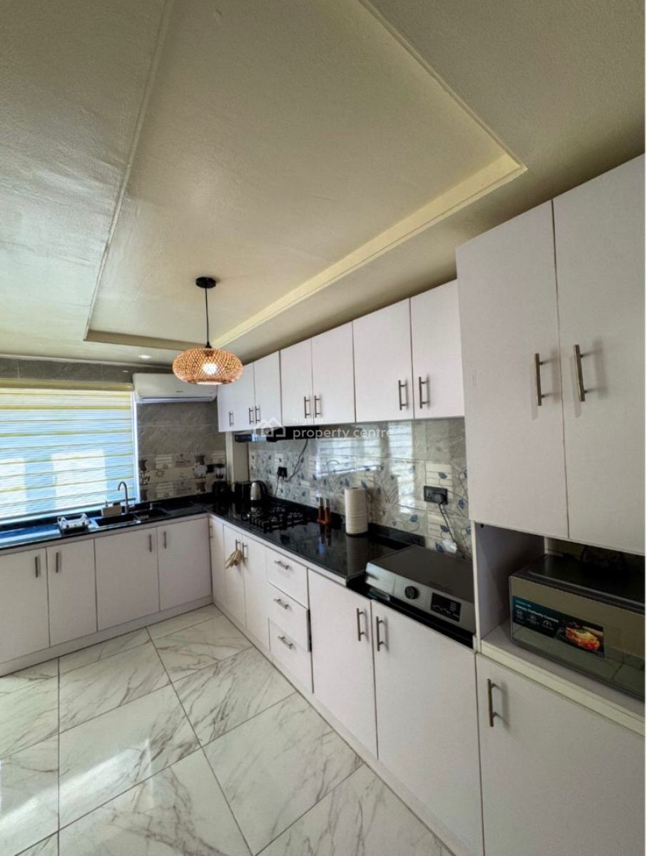 1-bedroom City View Apartment with Ps5 on Request, Swimming Pool, Gym, Lekki Phase 1, Lekki, Lagos, Flat / Apartment Short Let